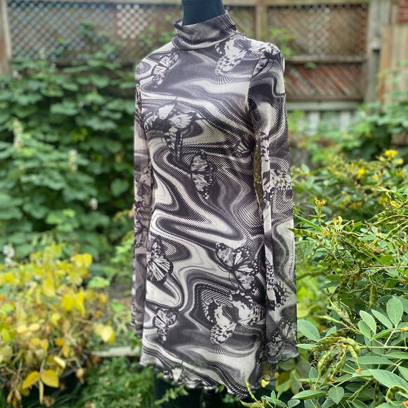 Urban Outfitters UO Alessia Mock Neck Mini Dress Size Medium - Picture 7 of 16